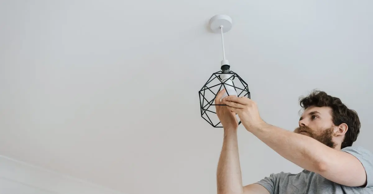 Comment Évaluer la Qualité d'un Électricien Rapide
