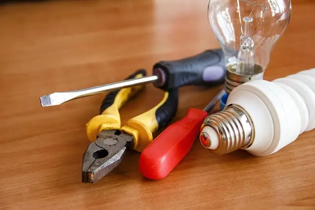 Comment Maximiser l'Efficacité d'un Électricien Rapide